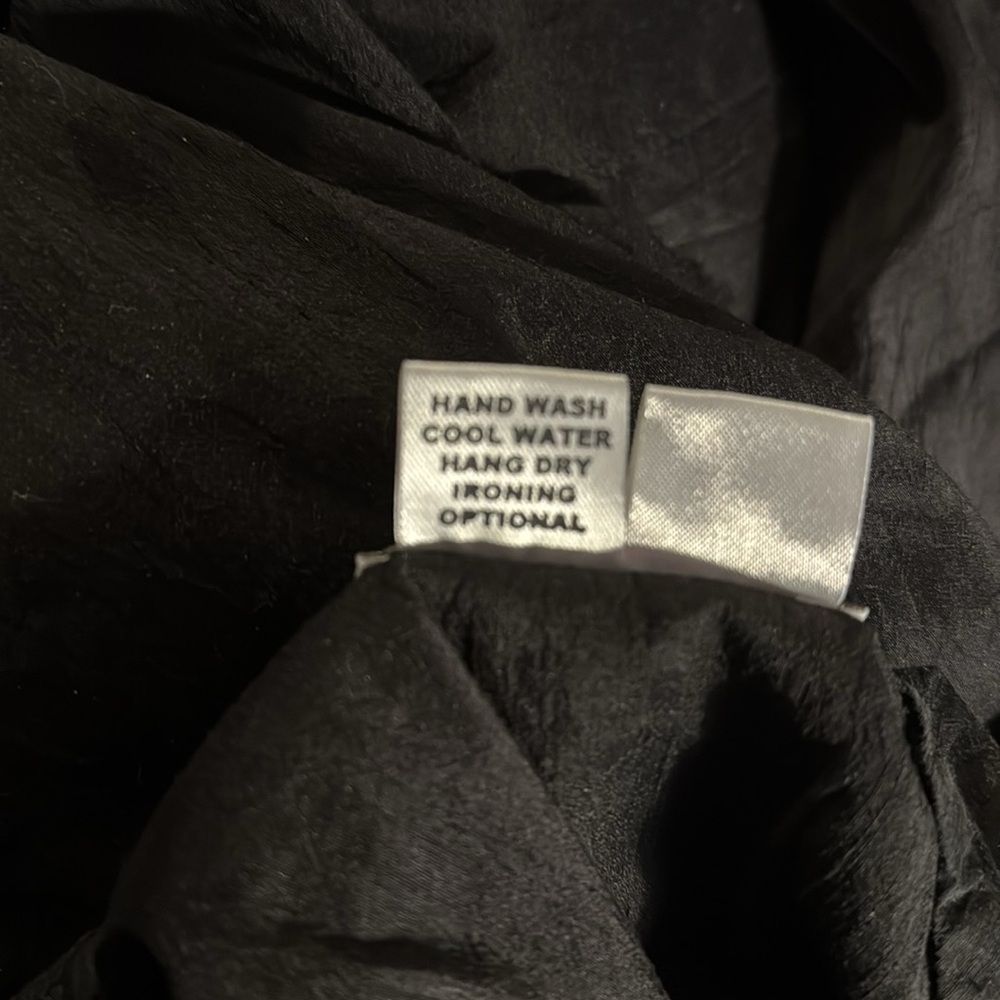 Silk elasticized waist maxi skirt and over blouse - Picture 8 of 8